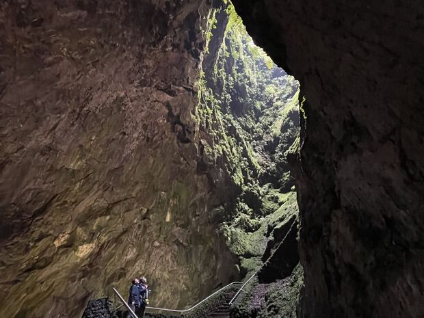 Photo Caves tour #25